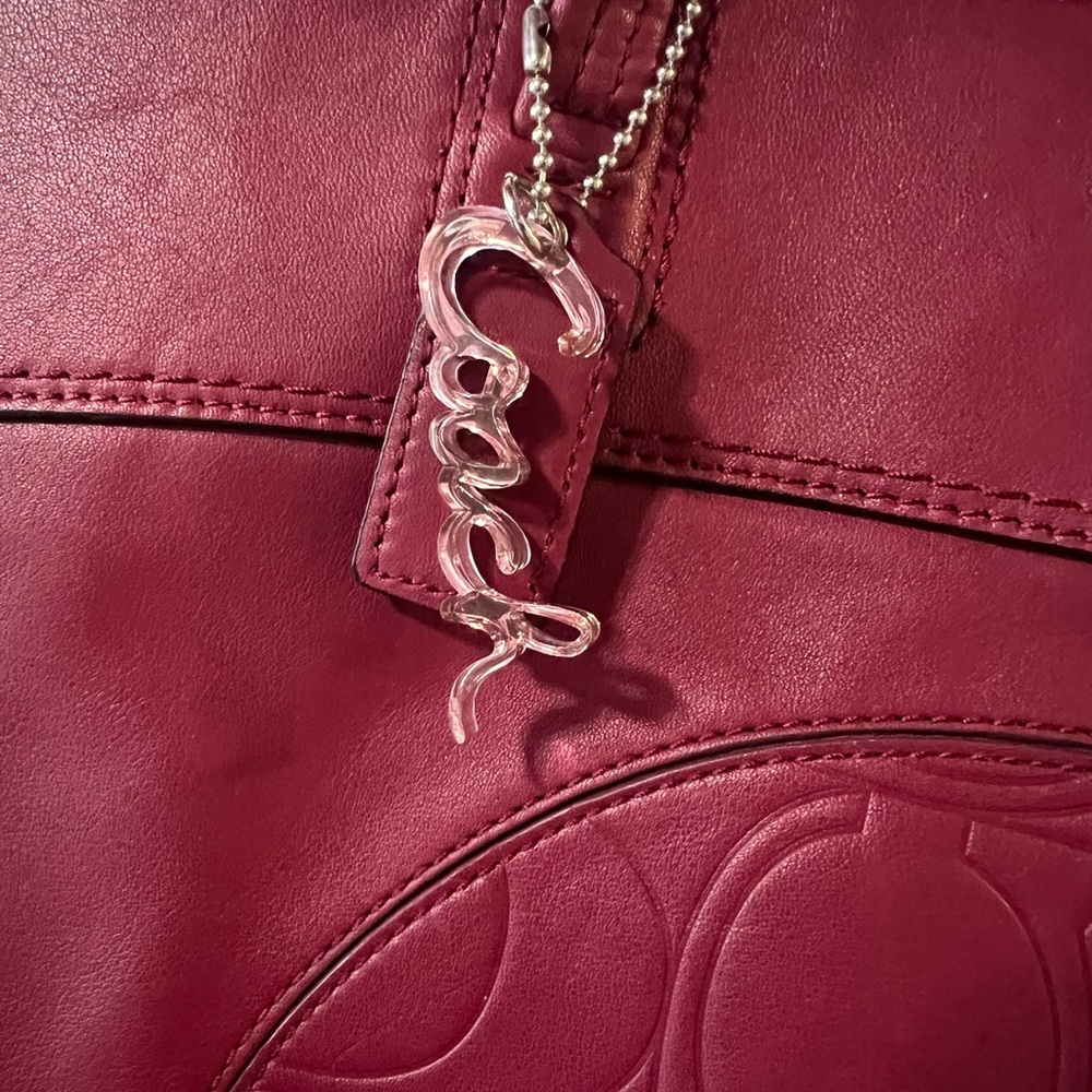 Raspberry embossed leather Coach shoulder bag; great condition - Picture 11 of 11